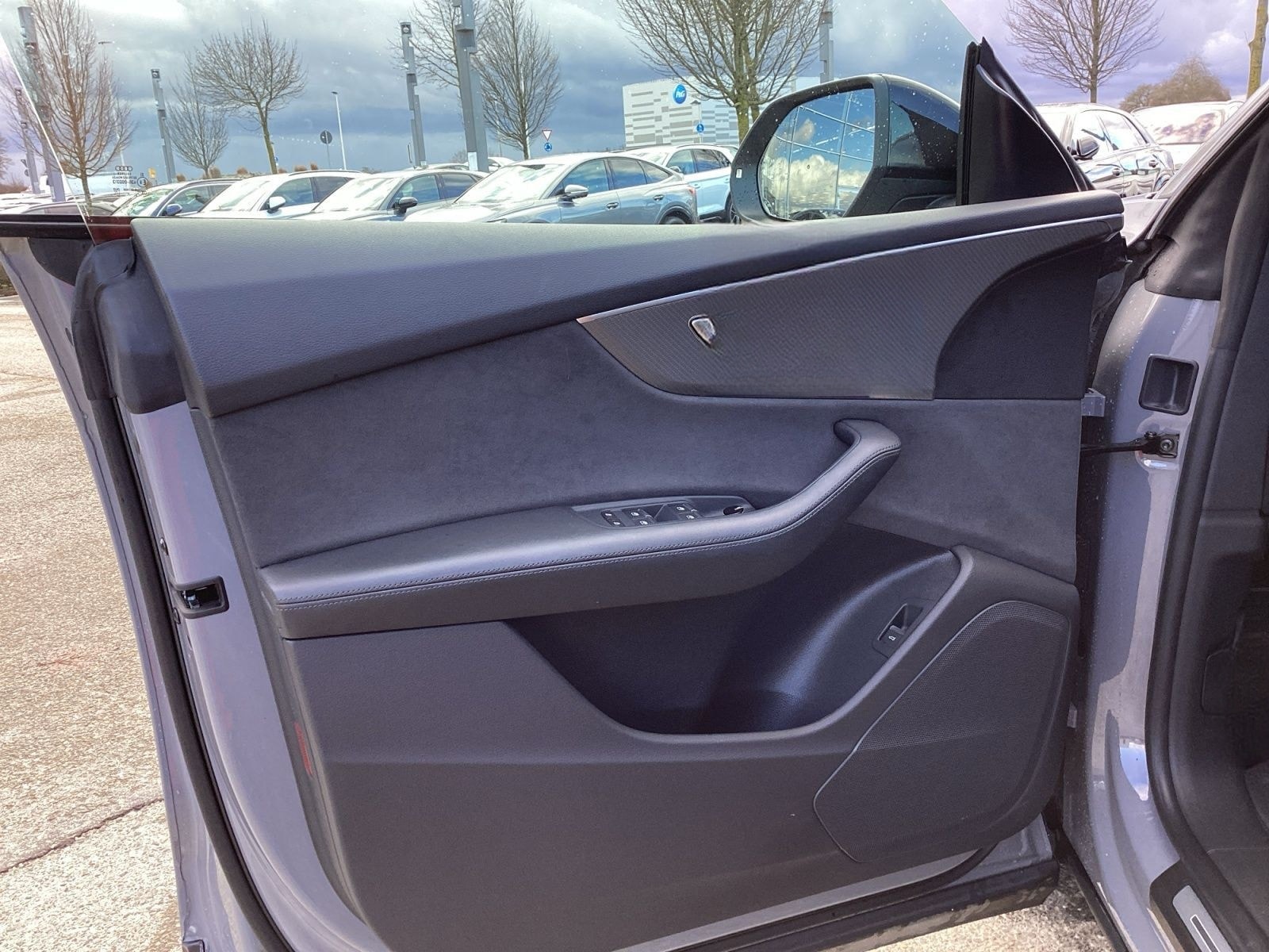 Audi RSQ8 4.0 TFSI q. Tiptr., RS-Sportabgasanlage, He foto 16