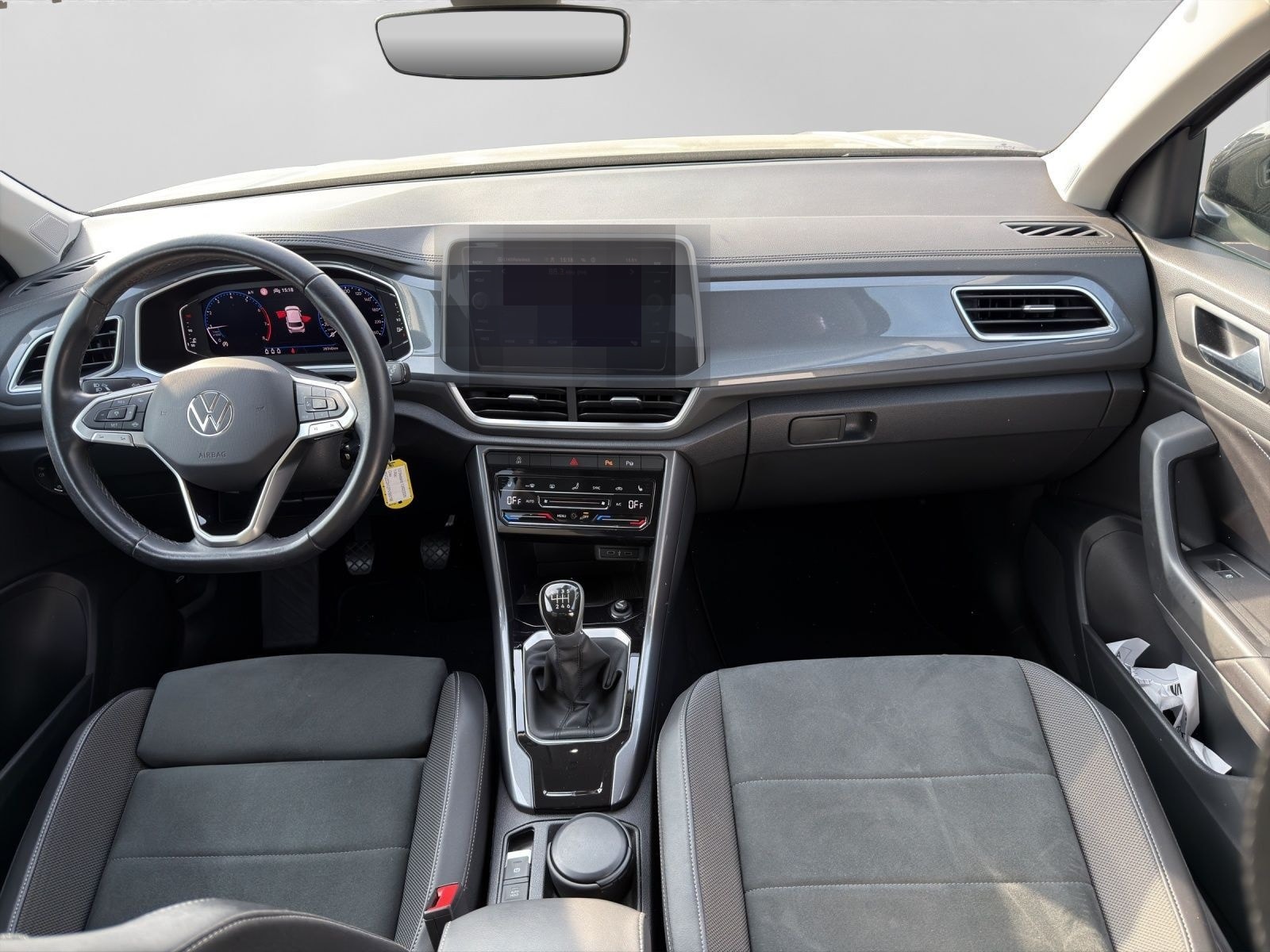 Volkswagen T-Roc 1.0 TSI STYLE LED SHZG NAVI PDC foto 5