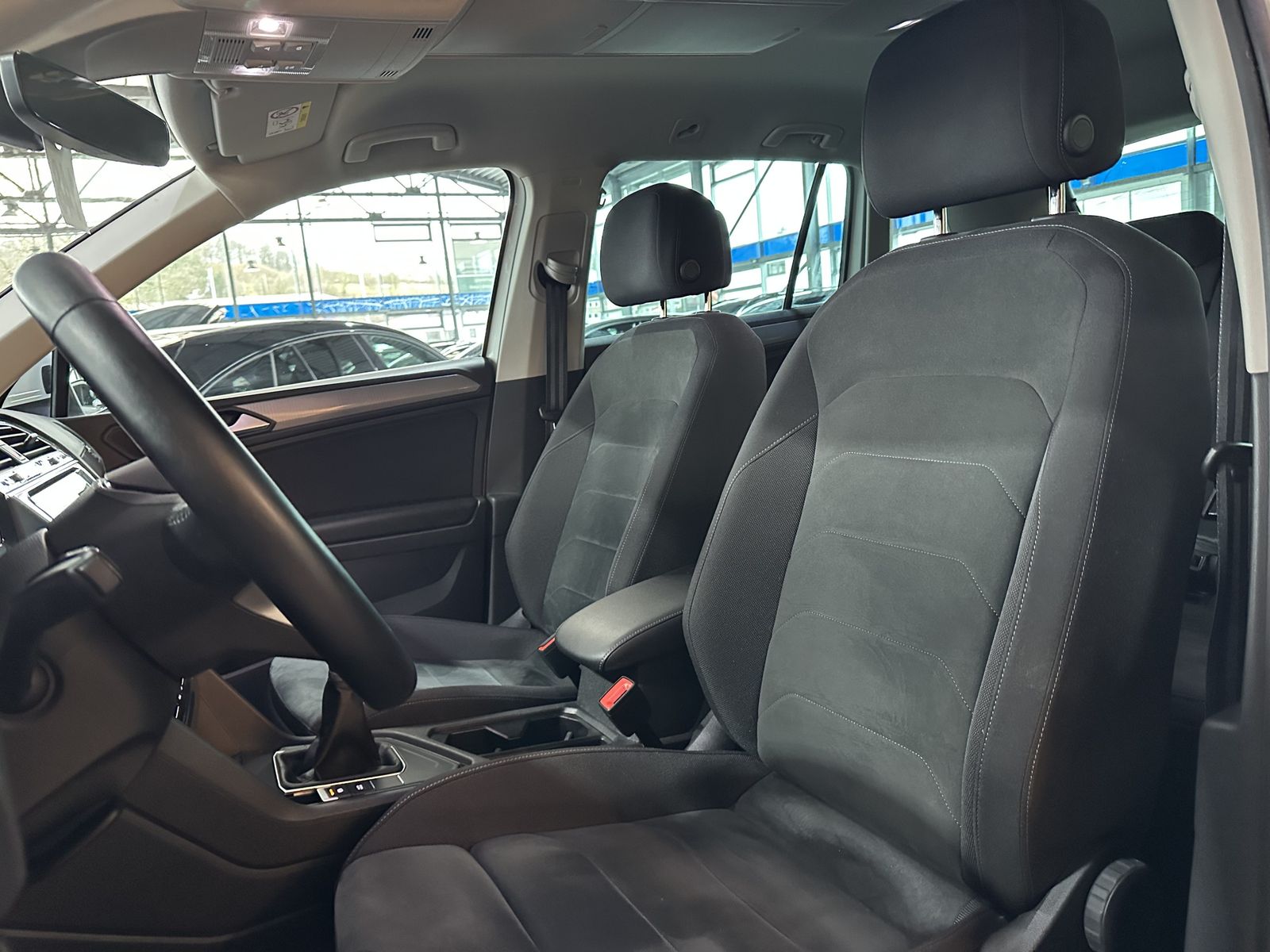 Volkswagen Tiguan Life*LED*4xSHZ*ACC*Navi*Massage*360Cam* foto 9