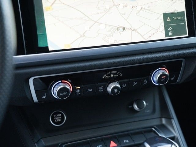 Audi Q3 Sportback 45 TFSI e S line 360°+MATRIX+SONOS+ foto 13