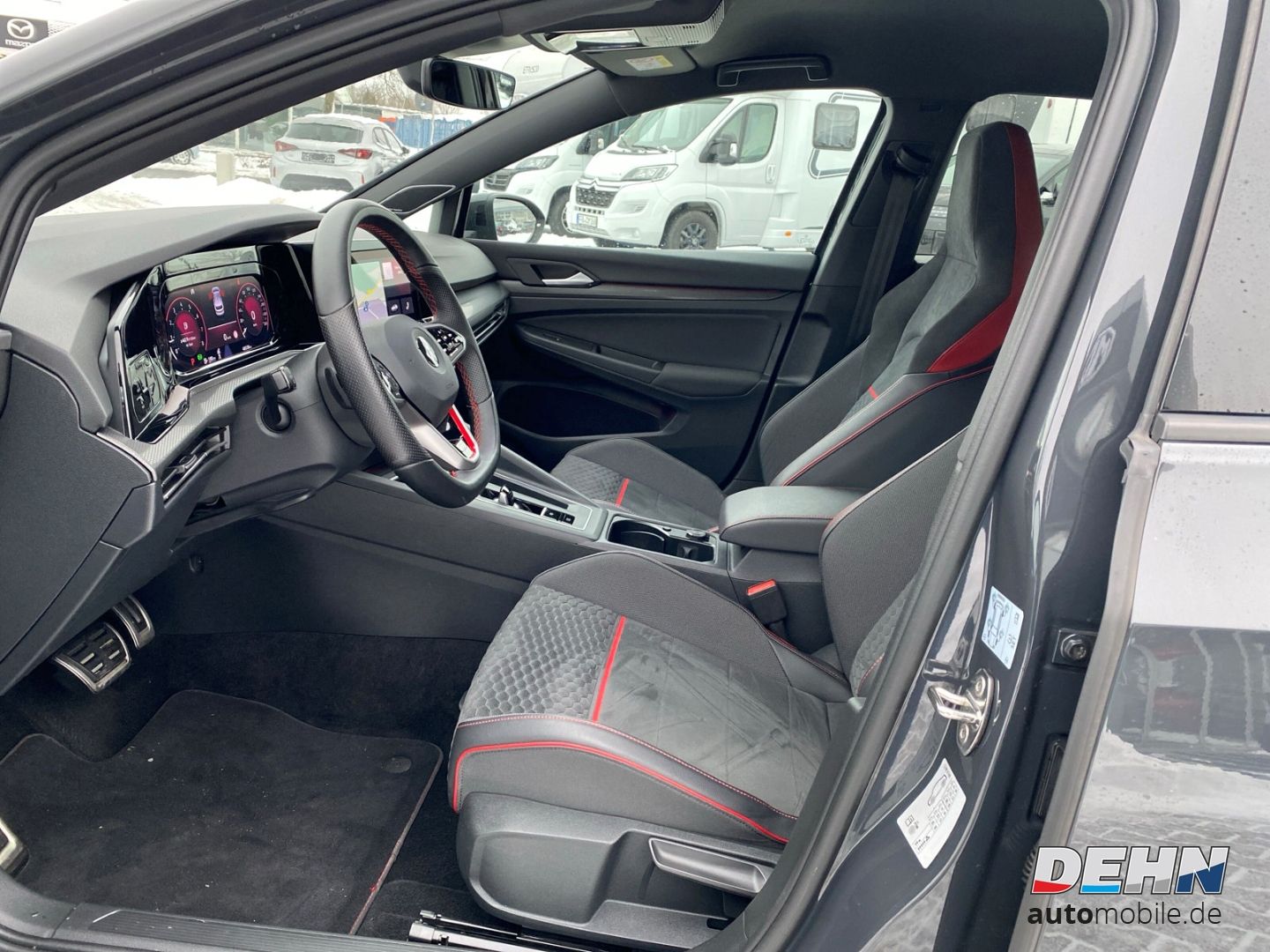 Volkswagen Golf VIII GTI Clubsport 2.0 Matrix H&K Kam Navi  foto 7