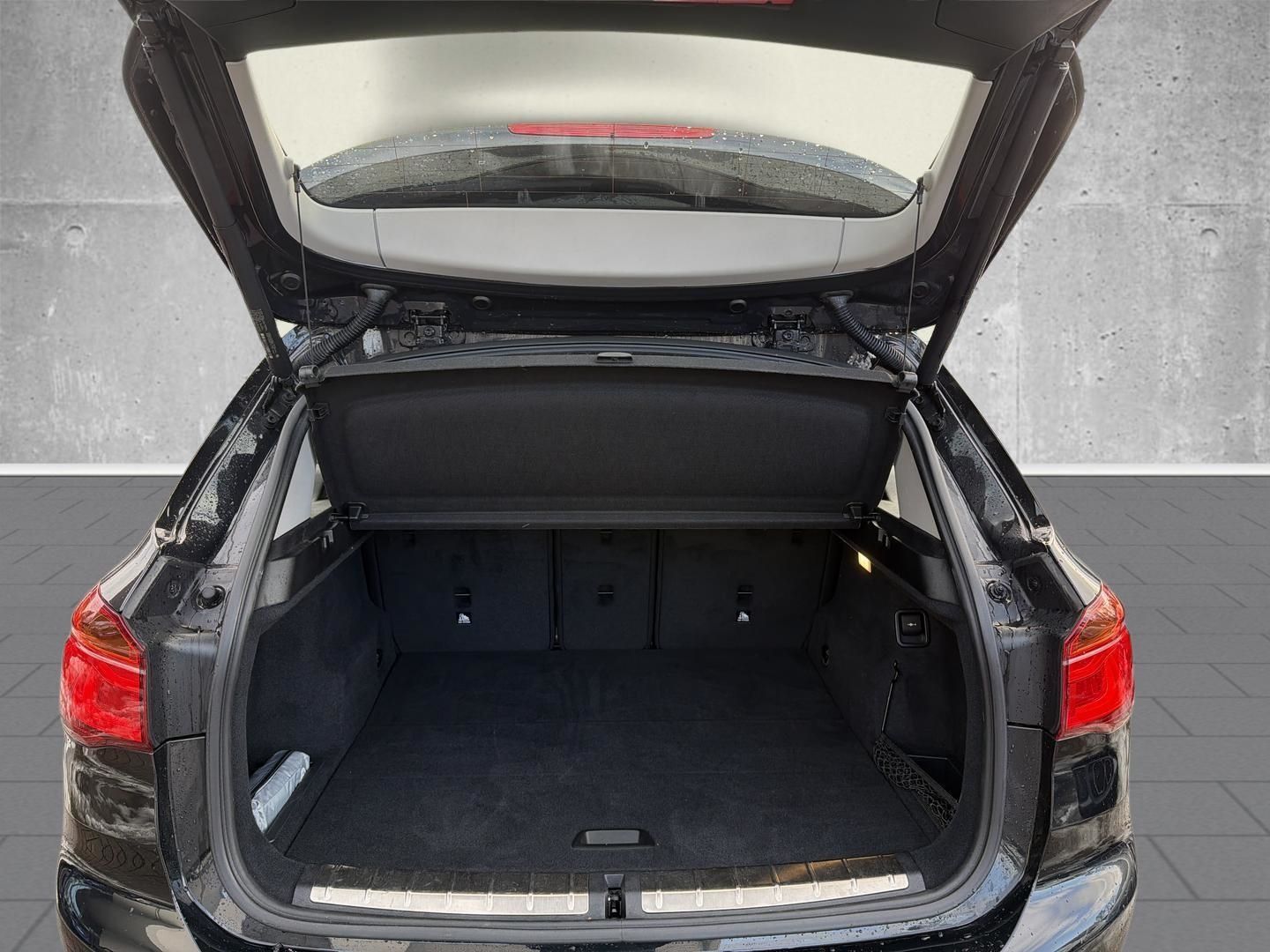 BMW X1 SDRIVE18I AHK-abnehmbar Navi LED ACC El. Heck foto 14