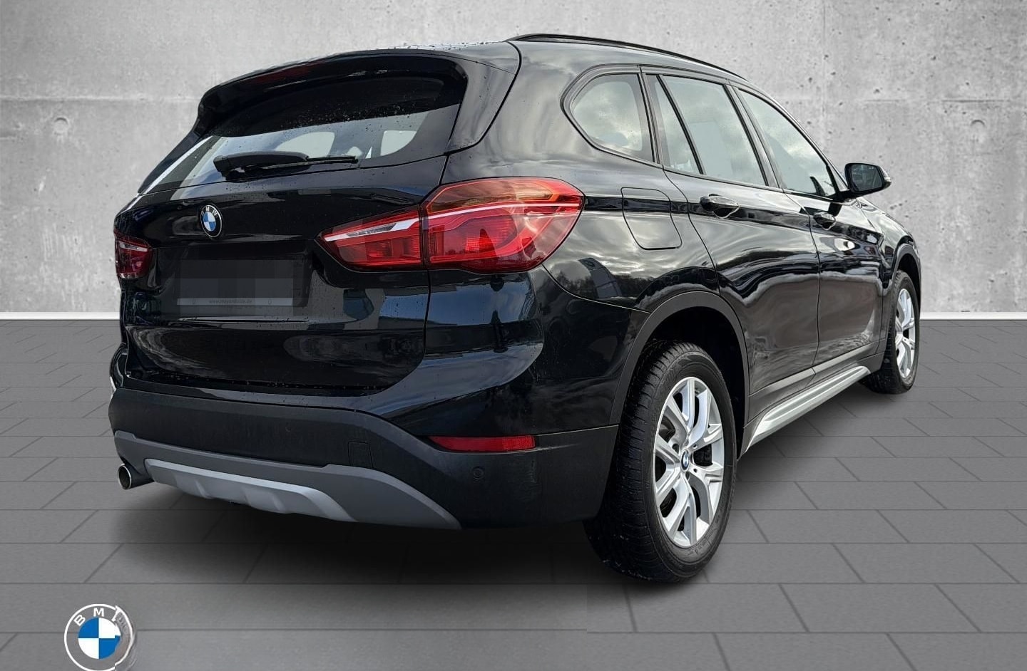 BMW X1 SDRIVE18I AHK-abnehmbar Navi LED ACC El. Heck foto 3