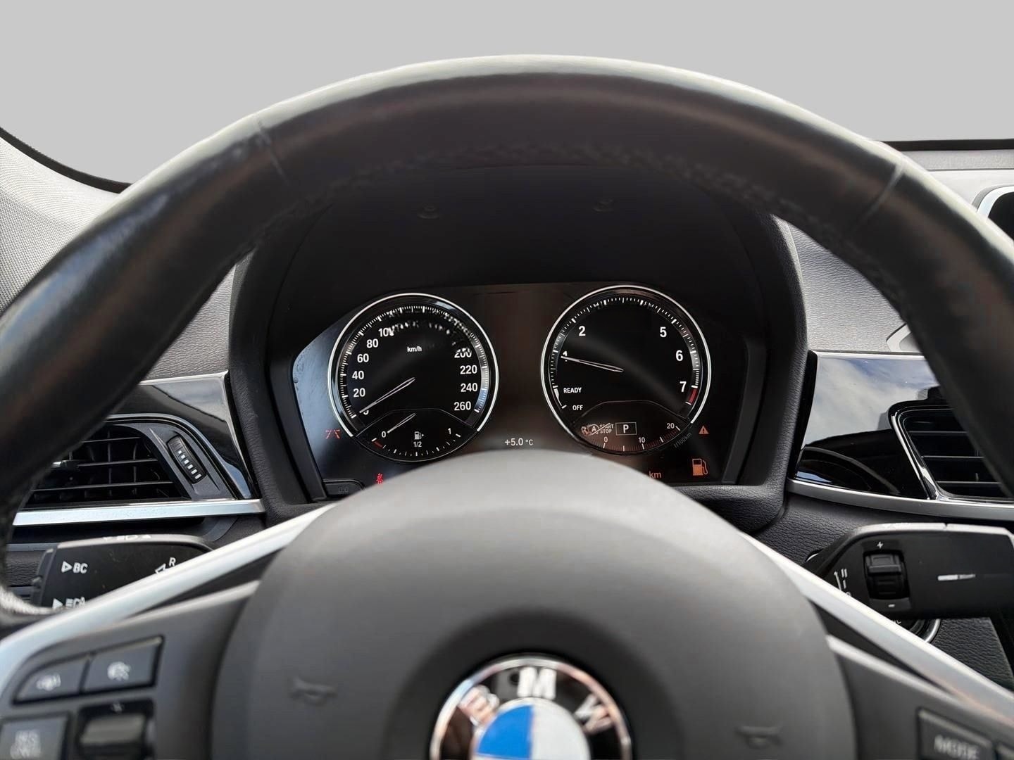 BMW X1 SDRIVE18I AHK-abnehmbar Navi LED ACC El. Heck foto 10