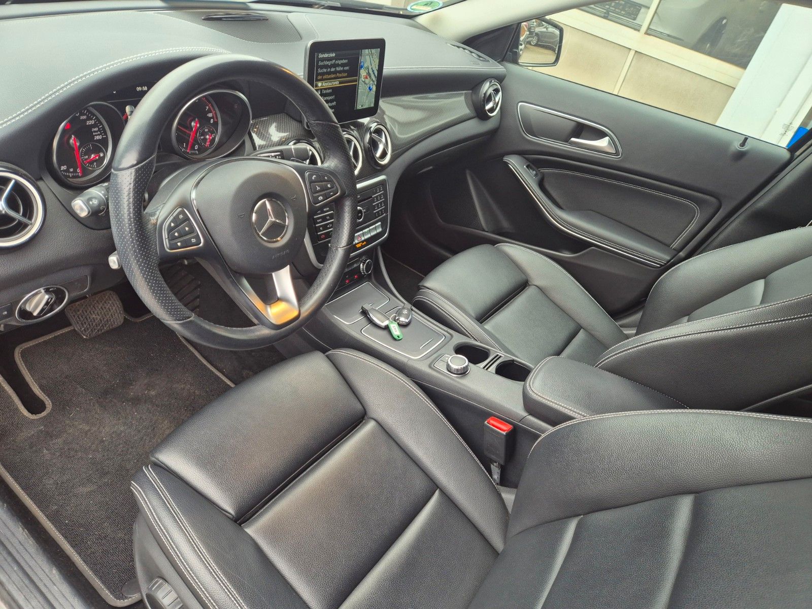 Mercedes-Benz GLA 200 GLA GLA 200 Urban Style Edition foto 15