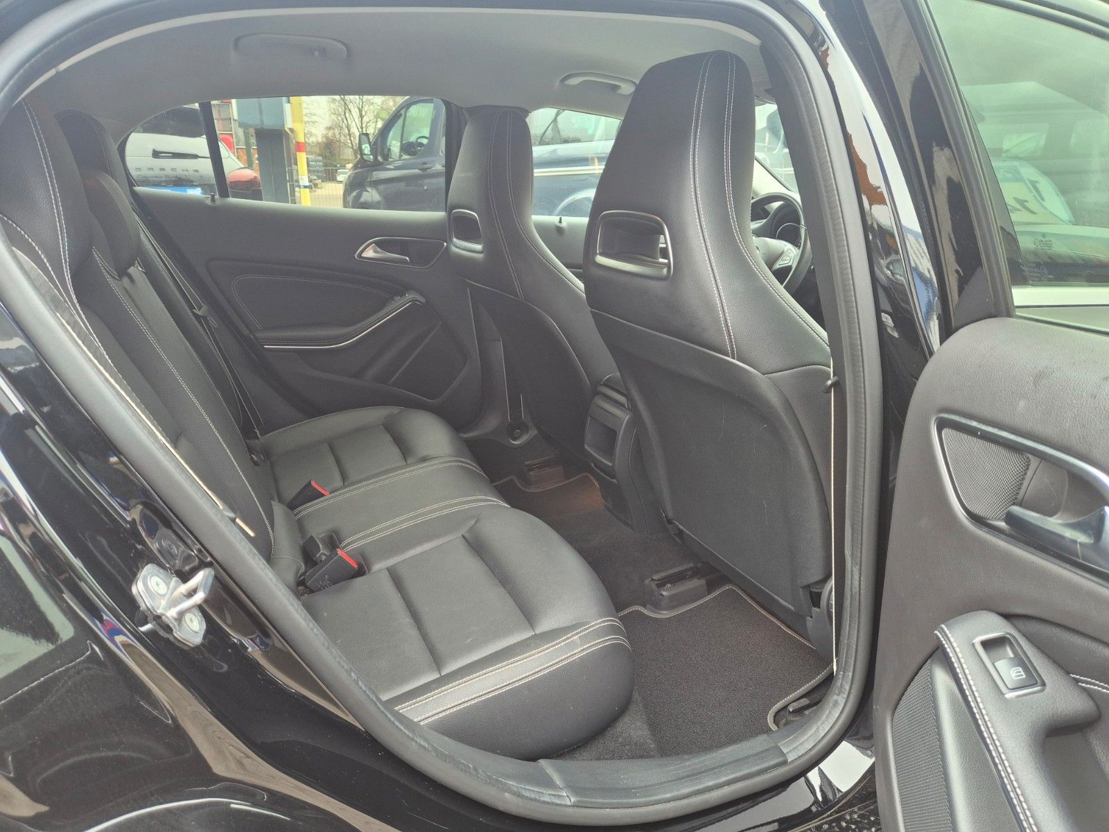 Mercedes-Benz GLA 200 GLA GLA 200 Urban Style Edition foto 9