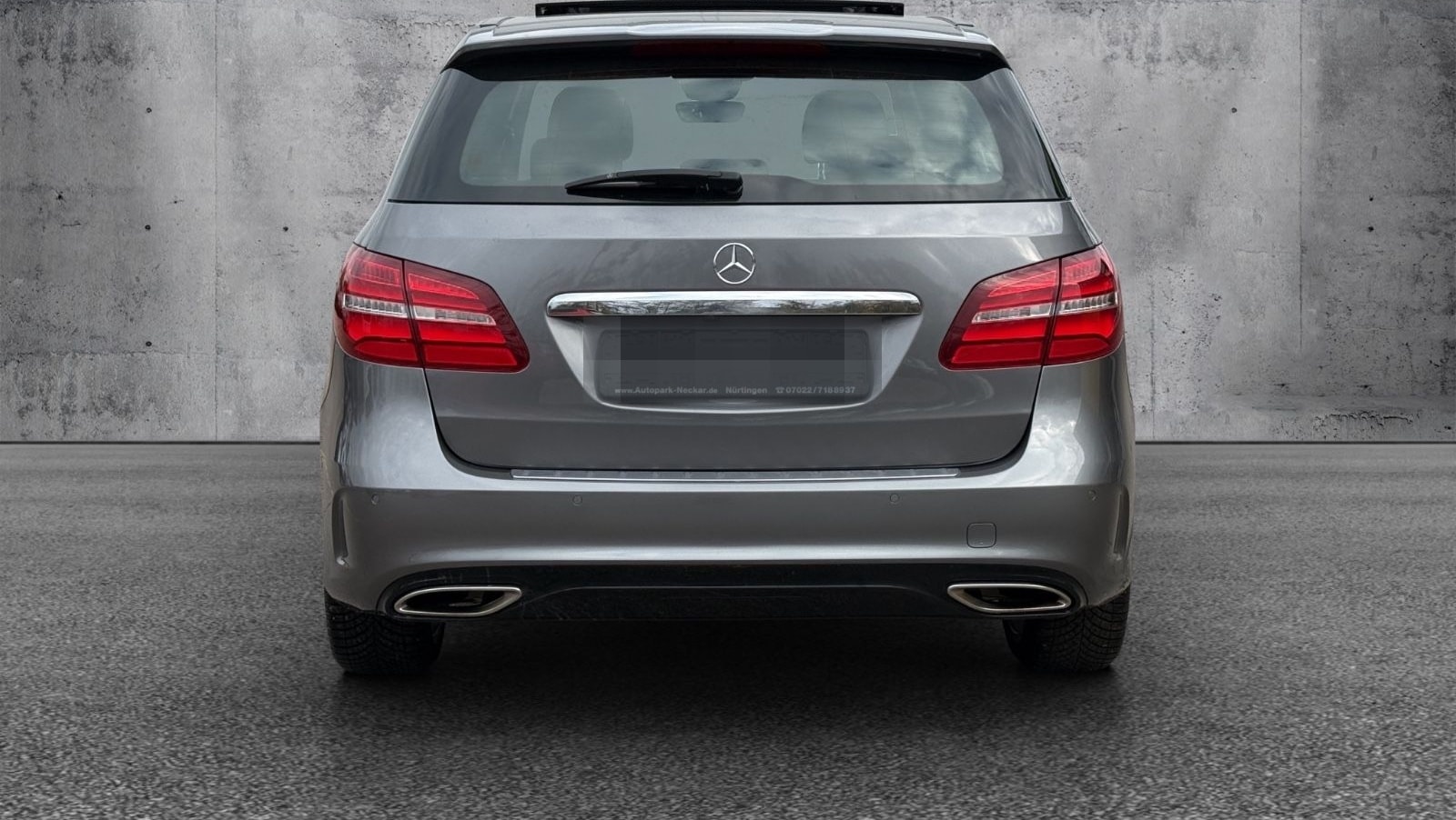 Mercedes-Benz B250 AMG Line PANO NAVI LEDER LED KAMERA CARBON foto 4