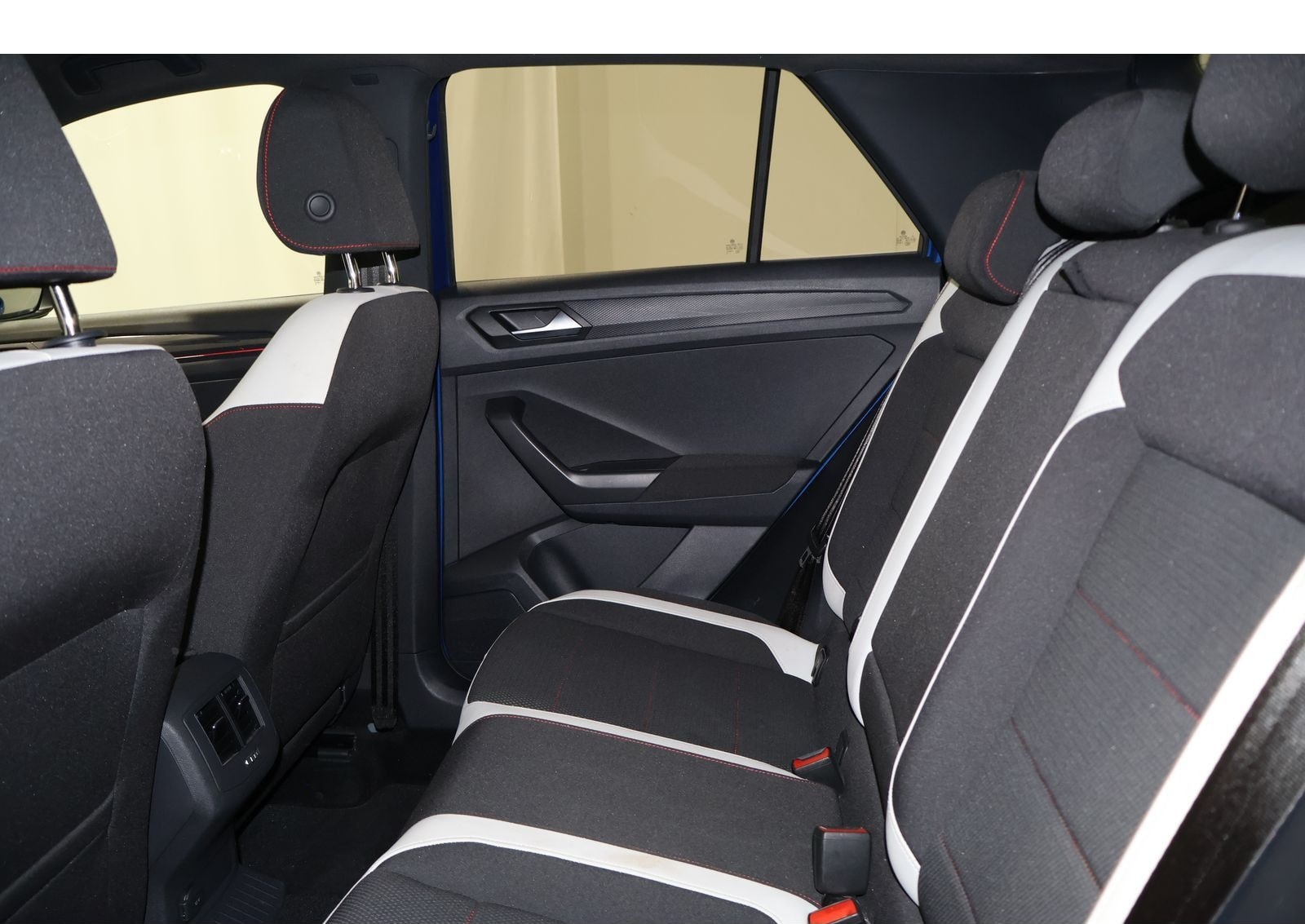 Volkswagen T-Roc Sport 4Motion SH*Klima*LED foto 13