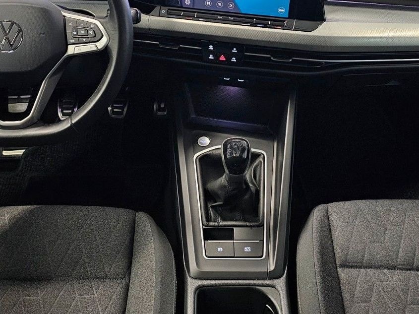 Volkswagen Golf VIII Lim. 2.0 TDI Move + AHK/1.Hand/VC foto 16