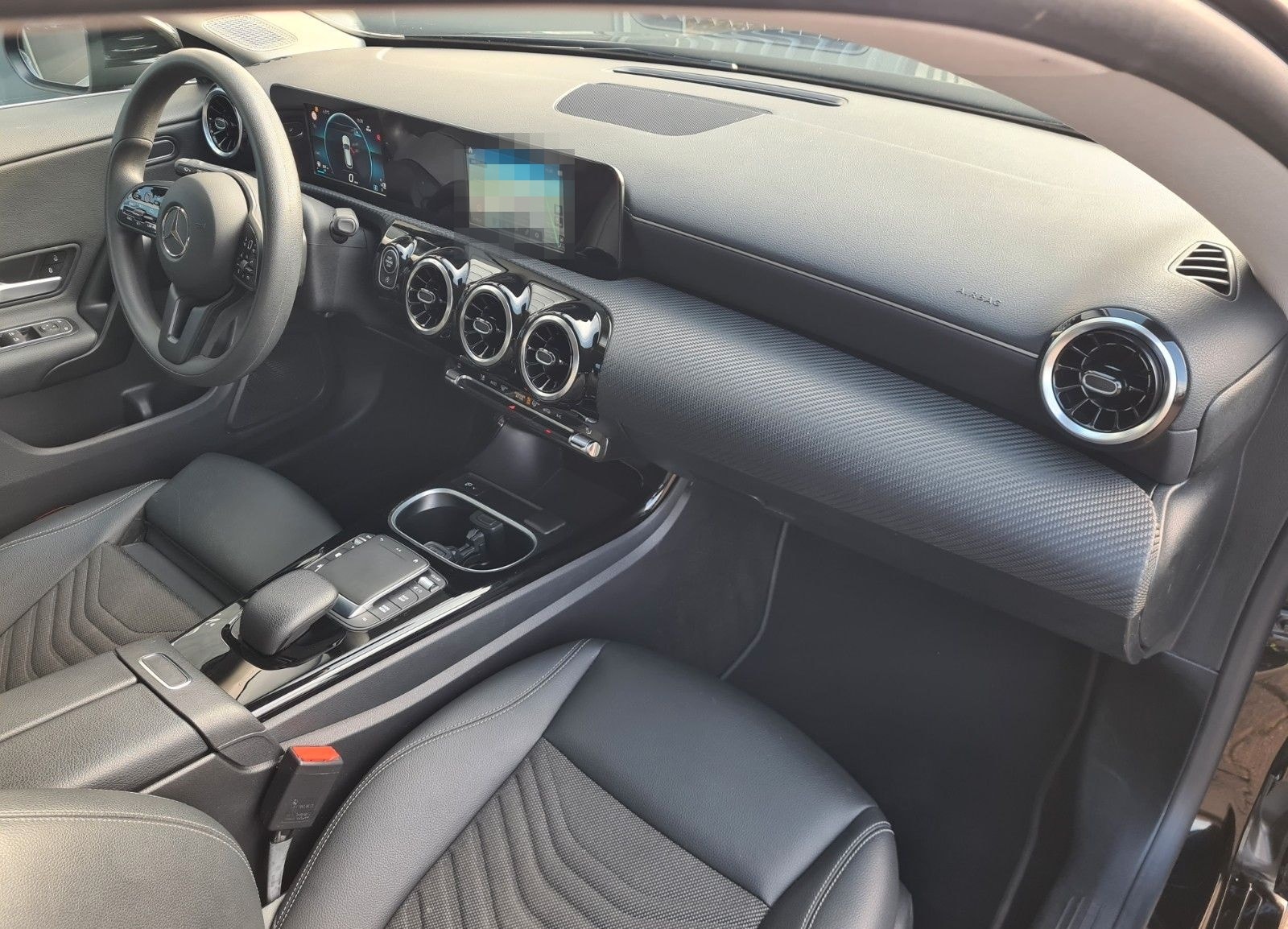 Mercedes-Benz CLA 180 SB 7G AUT - NAVI - 8 x ALU - foto 17