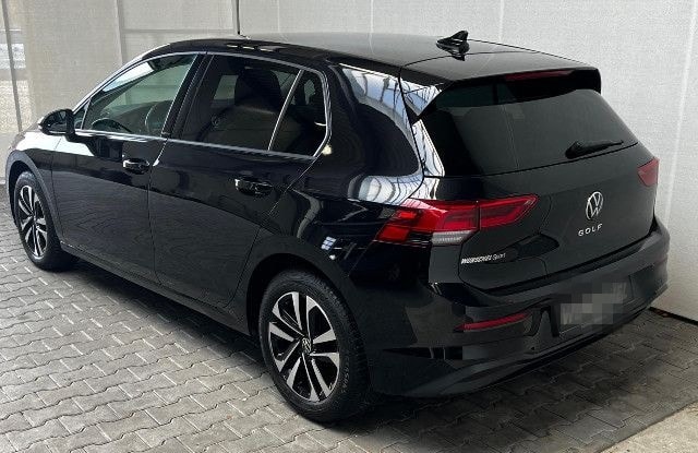 Volkswagen Golf VIII 1.5 TSI United Navi ACC STHZ SZH v+h foto 3