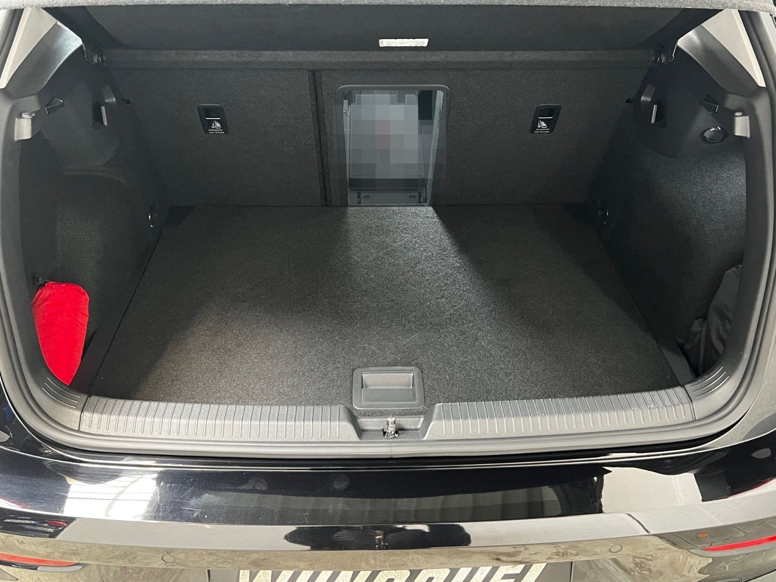 Volkswagen Golf VIII 1.5 TSI United Navi ACC STHZ SZH v+h foto 22