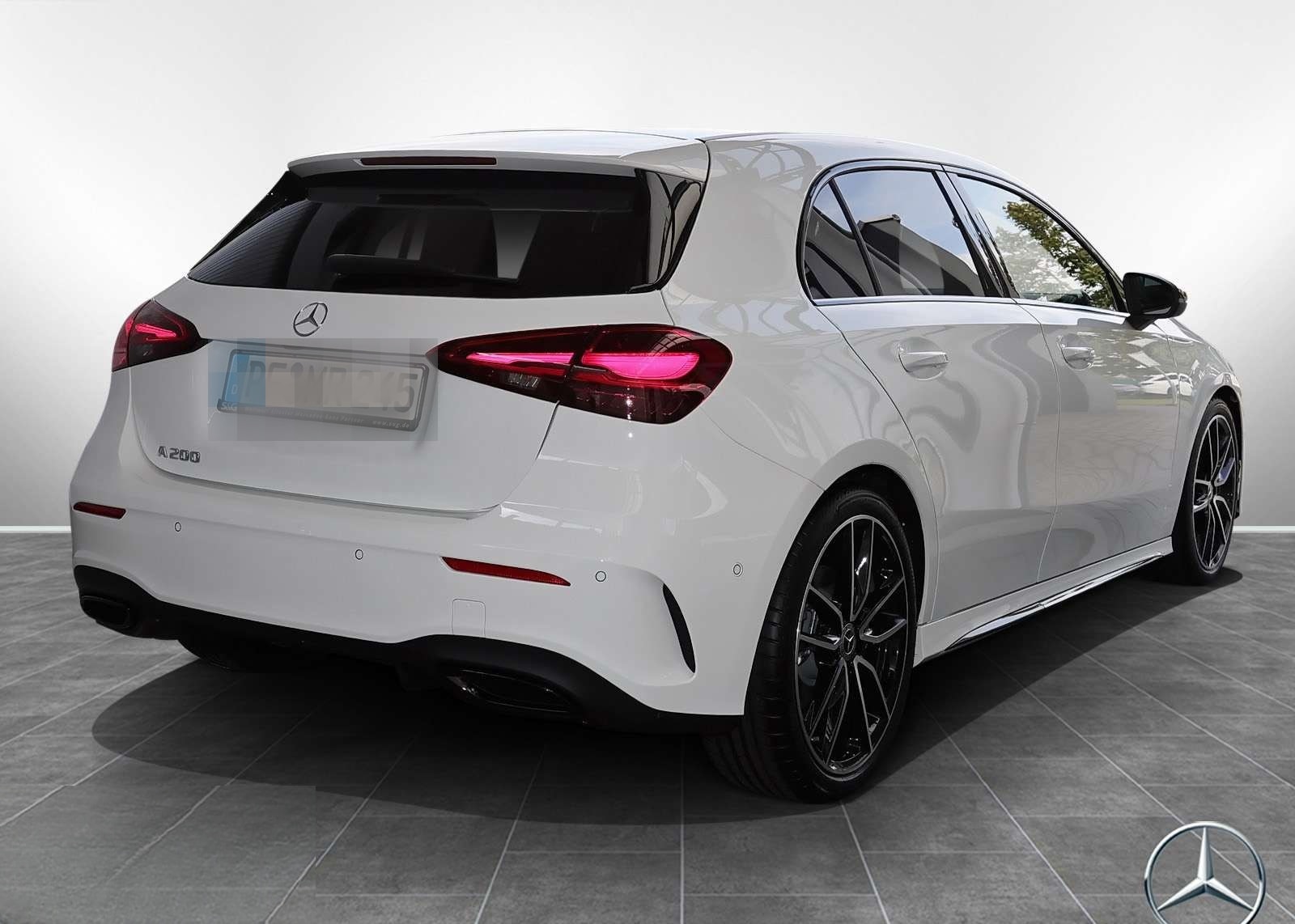 Mercedes-Benz A 200 AMG MBUX+RüKam+M-LED+Pano+AHK+Distronic foto 2