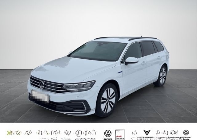 Volkswagen Passat Variant 1.4 TSI Hybrid GTE Kamera, Navi, foto 1