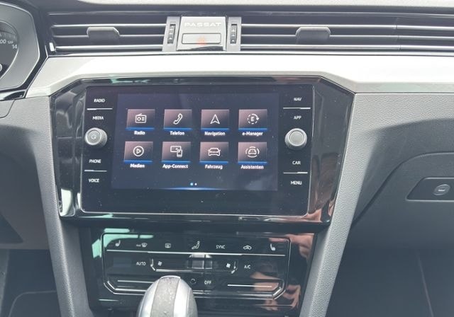 Volkswagen Passat Variant 1.4 TSI Hybrid GTE Kamera, Navi, foto 20