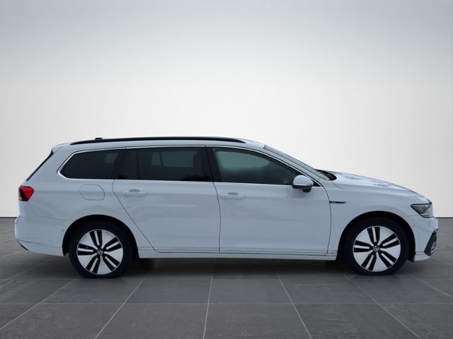 Volkswagen Passat Variant 1.4 TSI Hybrid GTE Kamera, Navi, foto 8