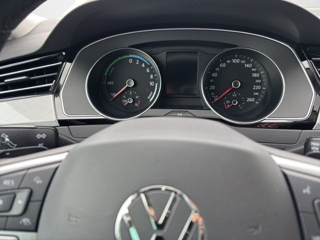 Volkswagen Passat Variant 1.4 TSI Hybrid GTE Kamera, Navi, foto 10