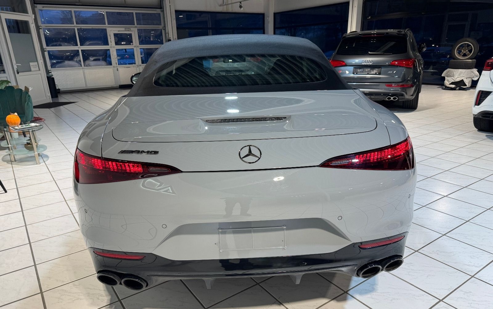 Mercedes-Benz SL 43 AMG V8 Styling Night Burmester KeyG.. foto 8