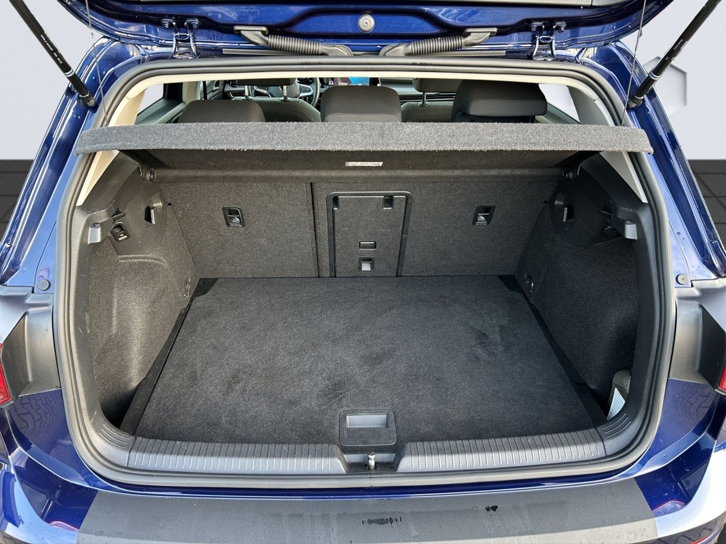 Volkswagen Golf Style 1.5 eTSI OPF 110 kW 7-Gang-DSG AHZV L foto 17