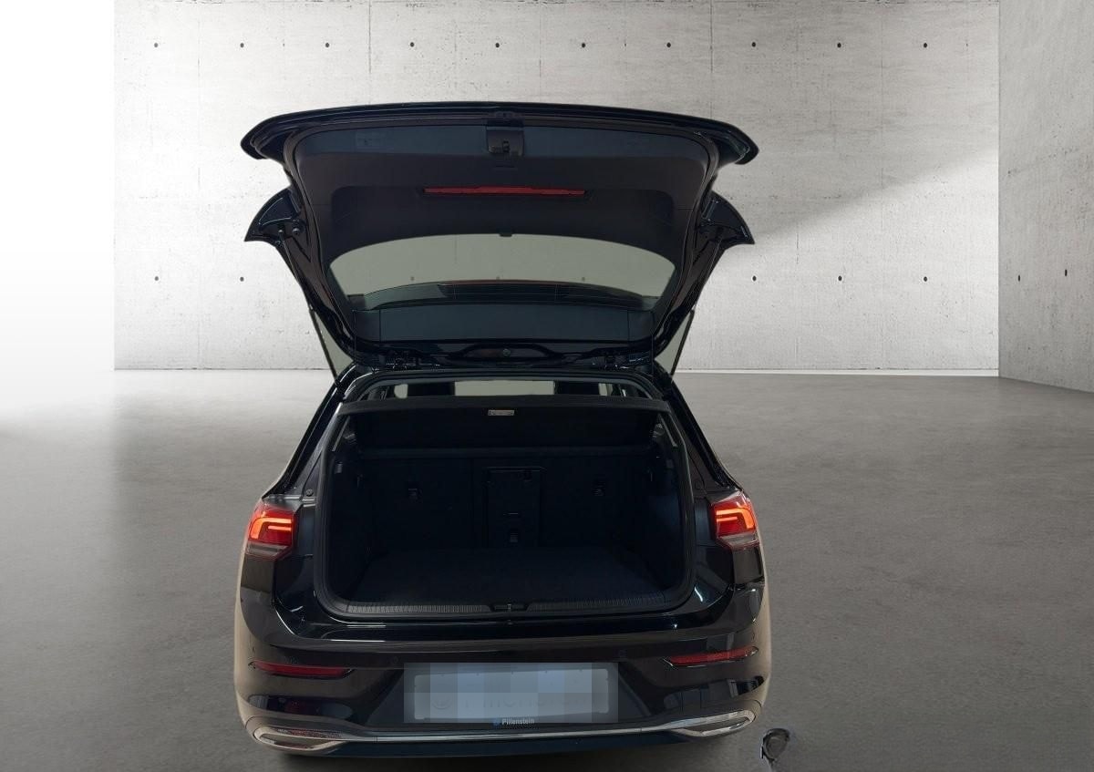 Volkswagen Golf 8 ACTIVE 1.5 TSI STANDH KAMERA NAVI ACC foto 16