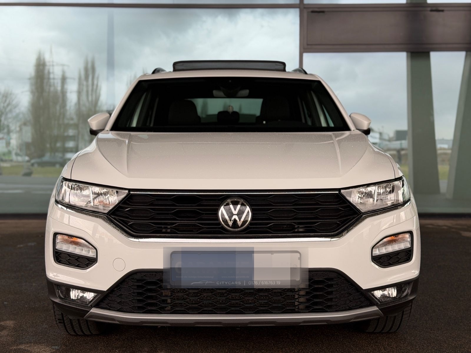 Volkswagen T-ROC SPORT AUT. 150PS | PANO | NAVI | MFL | DAB foto 2