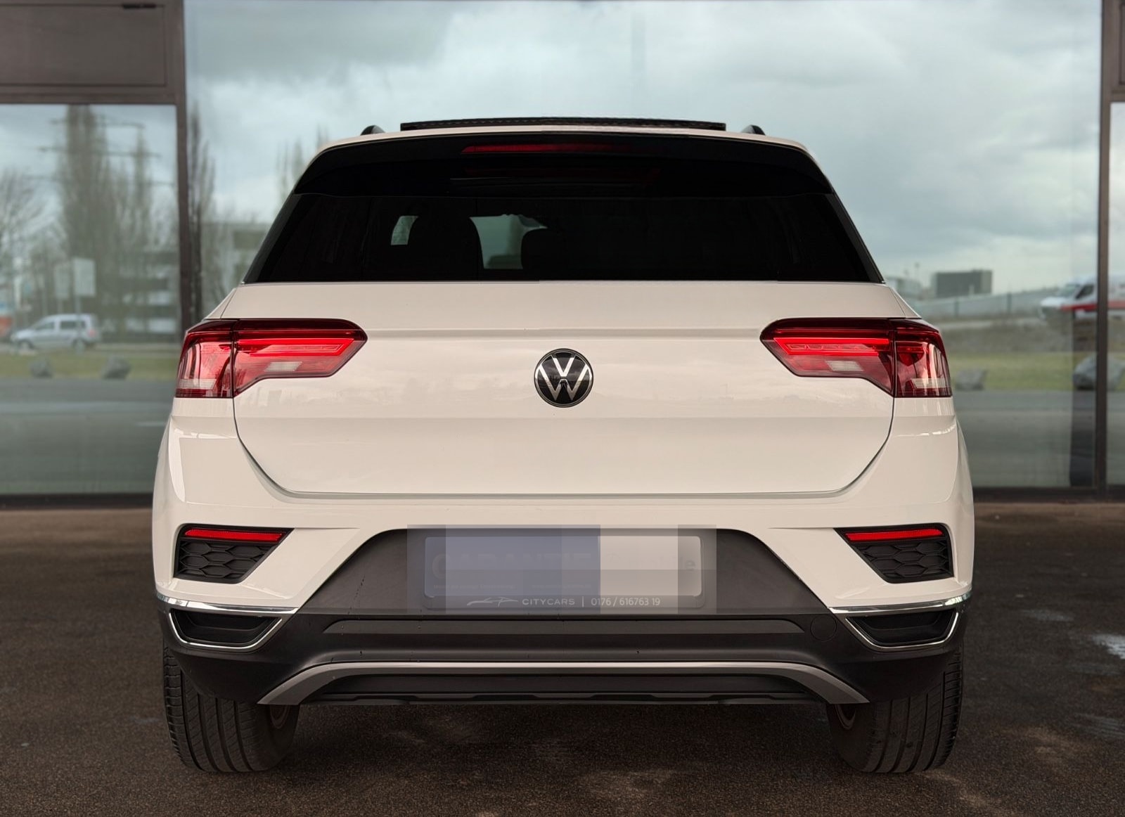 Volkswagen T-ROC SPORT AUT. 150PS | PANO | NAVI | MFL | DAB foto 6