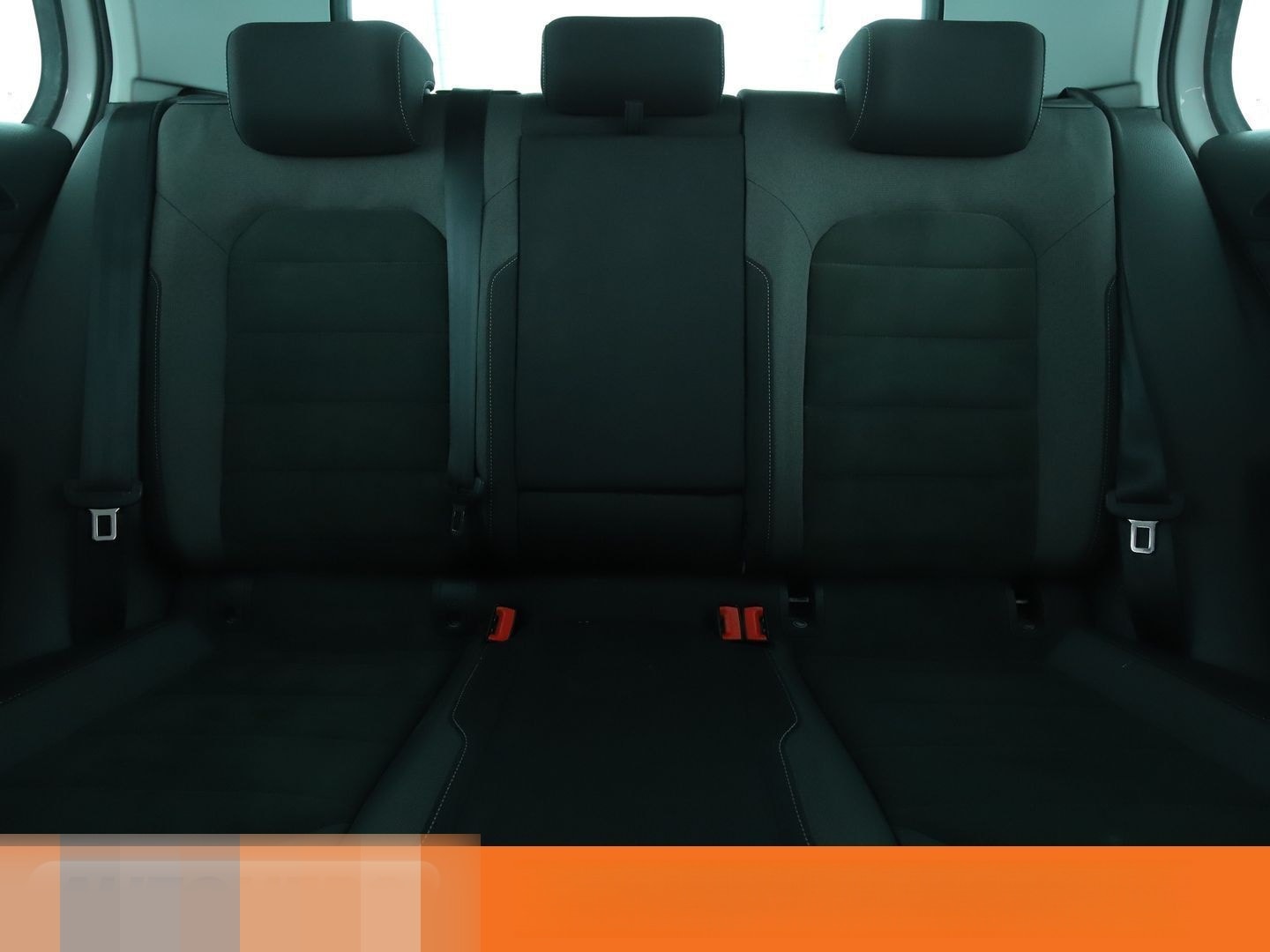 Volkswagen Golf VII 1.5 TSI ACT Highline BM Aut.*NAVI*LED* foto 16