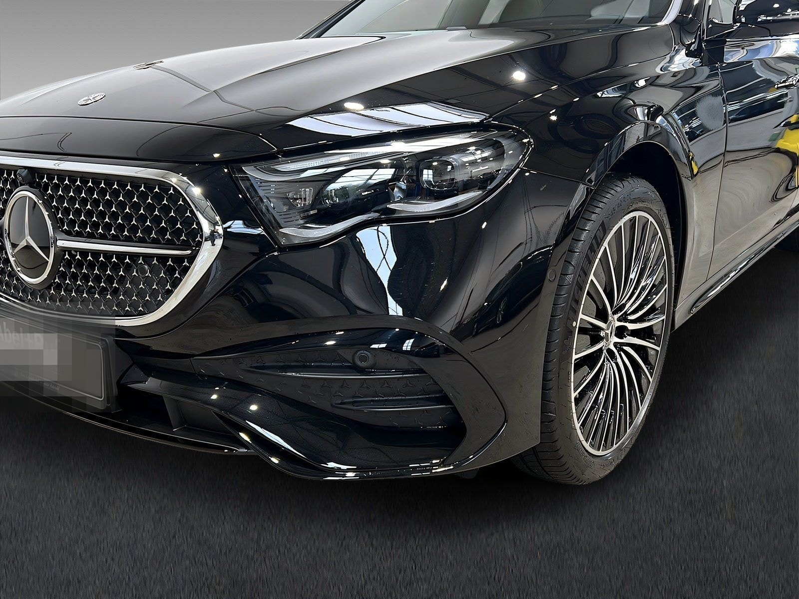 Mercedes-Benz E 450d 4M AMG+DIST+NIGHT+Supercreen+HuD+AHK+360° foto 15