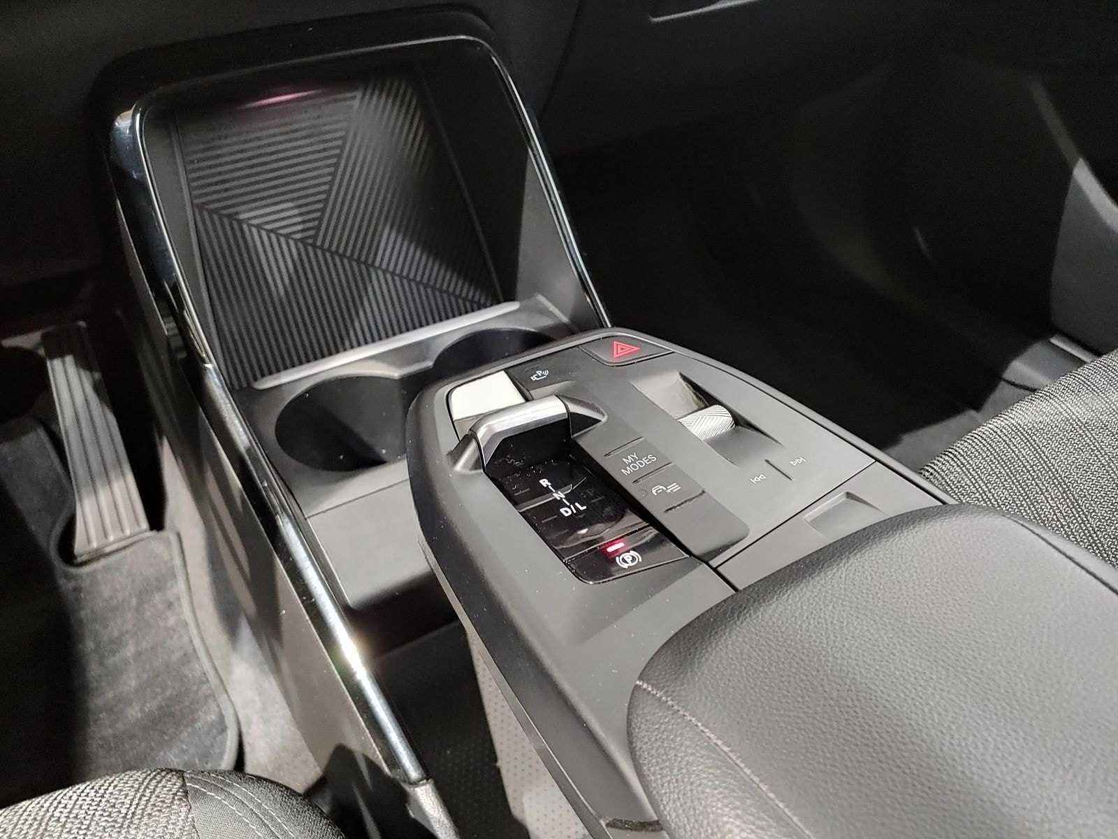 BMW 218i LCPlus/AHK/Parkassistent/LED/Shz foto 15