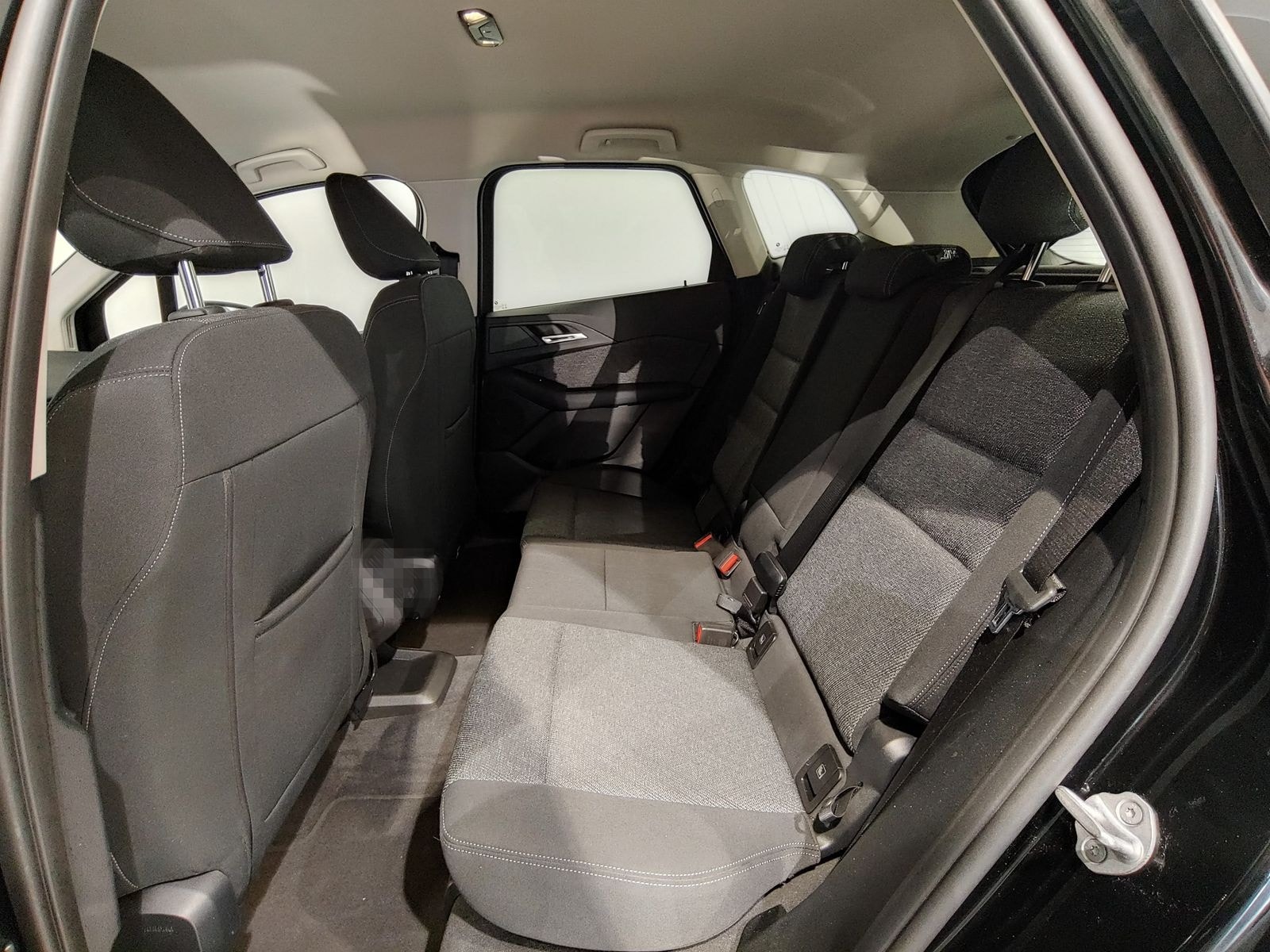 BMW 218i LCPlus/AHK/Parkassistent/LED/Shz foto 9