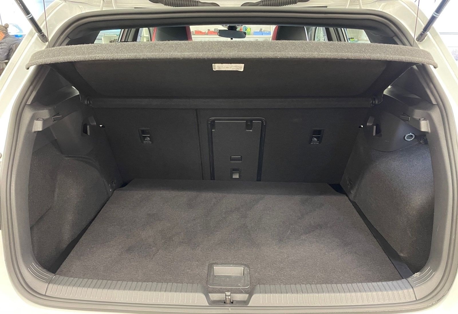 Volkswagen Golf VIII 2.0 TSI GTI Clubsport *LED*HARMAN*PDC* foto 17