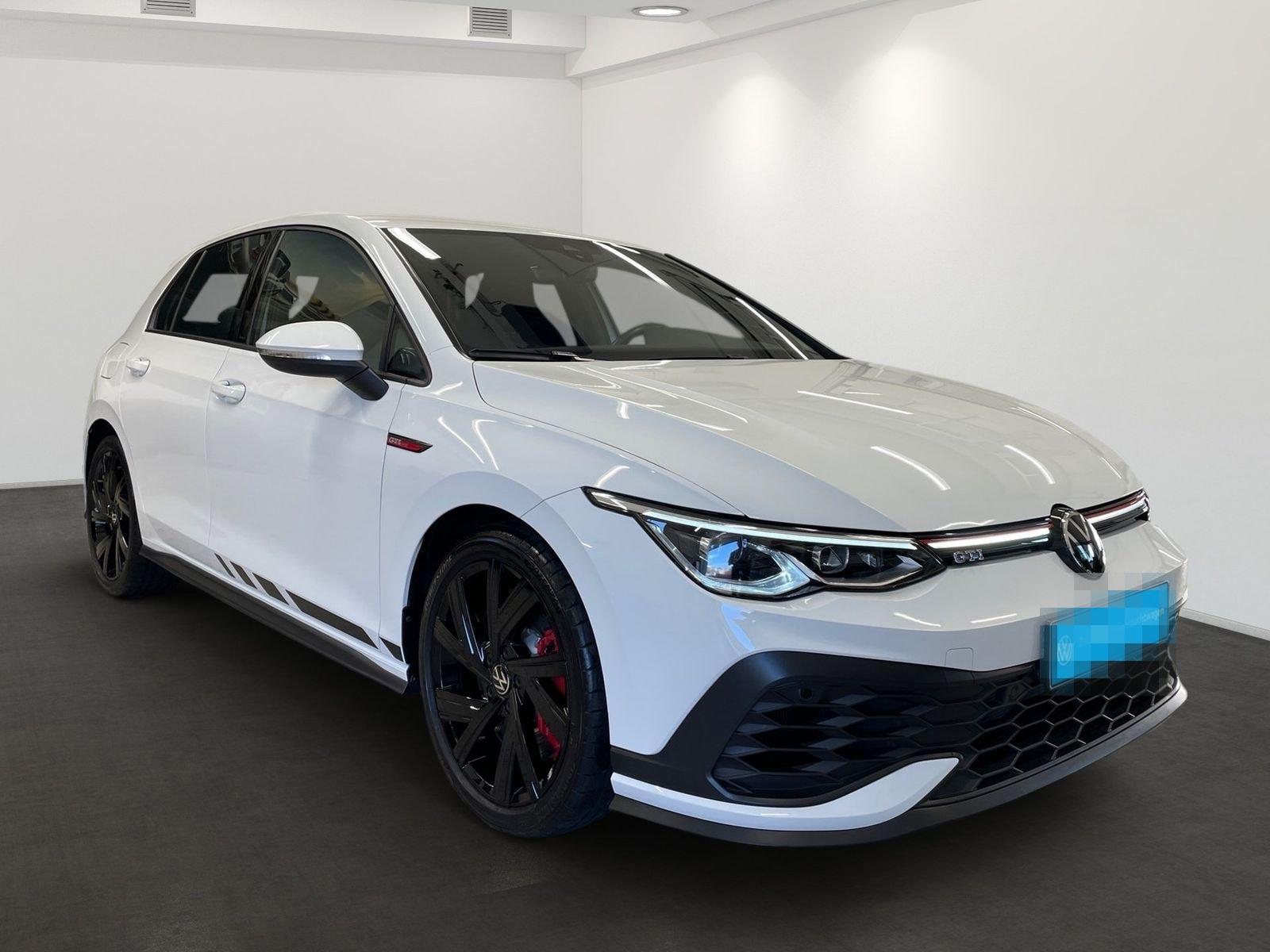 Volkswagen Golf VIII 2.0 TSI GTI Clubsport *LED*HARMAN*PDC* foto 4