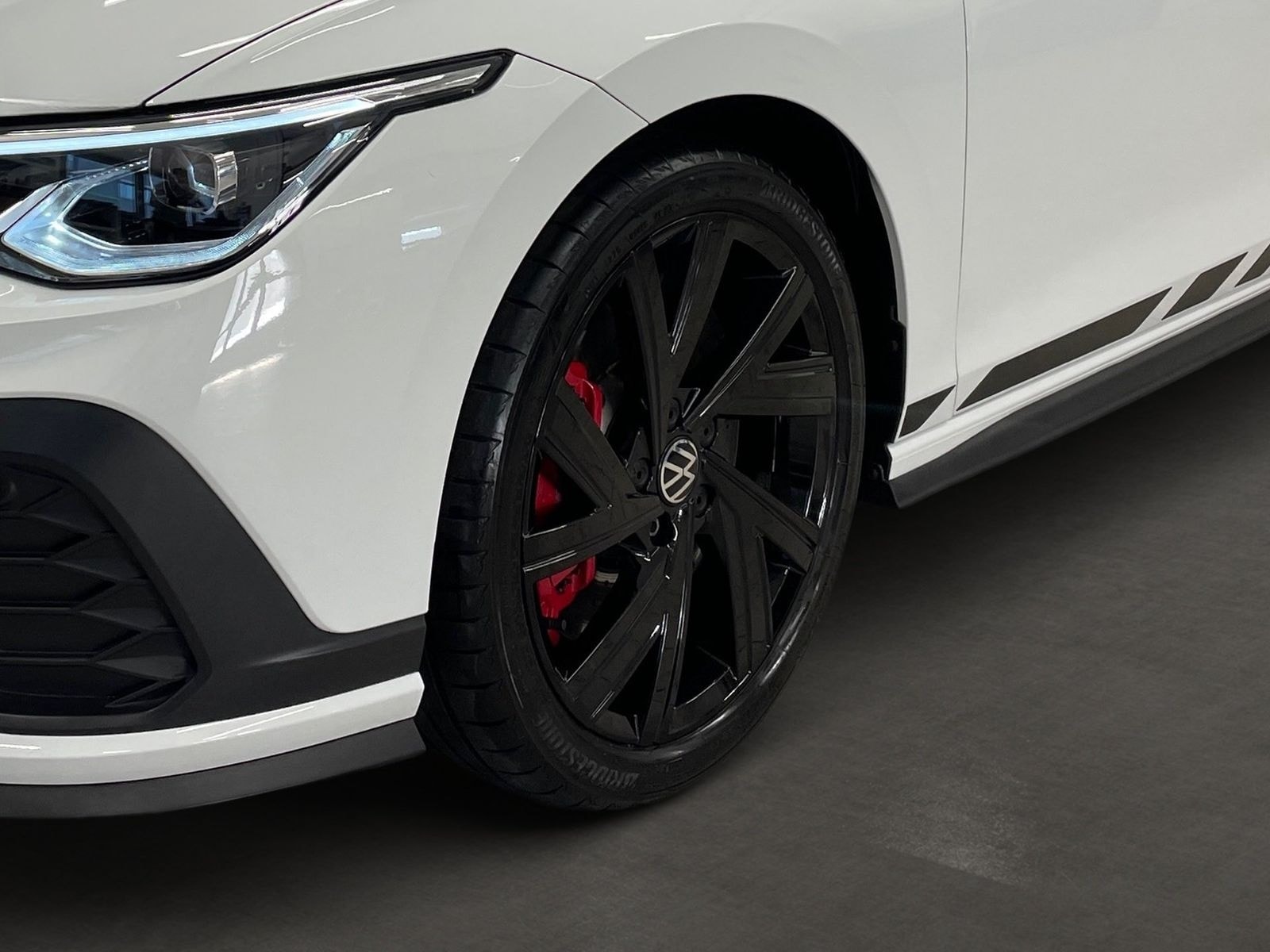 Volkswagen Golf VIII 2.0 TSI GTI Clubsport *LED*HARMAN*PDC* foto 10