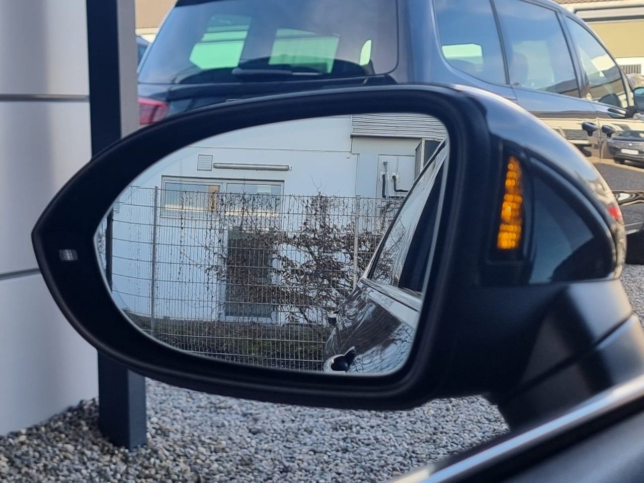 Volkswagen Passat 2.0 TDI DSG,MATRIX,KAMERA,AHK,ACC+LANE foto 14