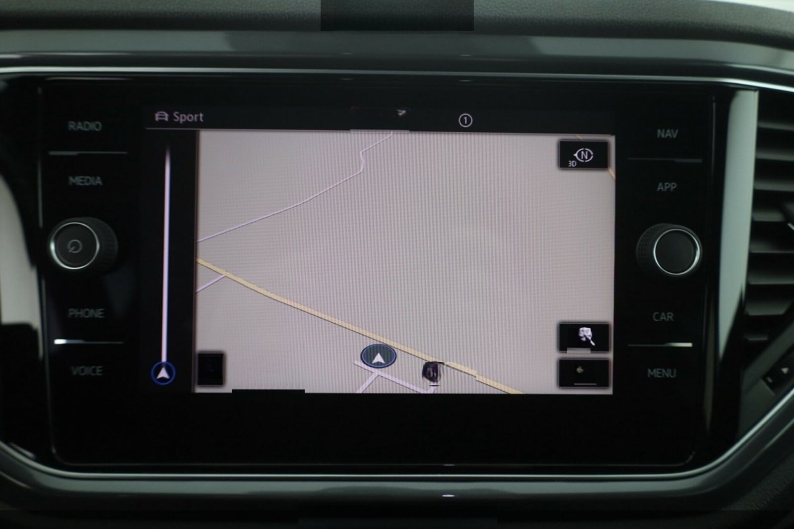 Volkswagen T-Roc 1.5 TSI Sport R-Line#AHK#ActiveInfo#19Z#LE foto 17