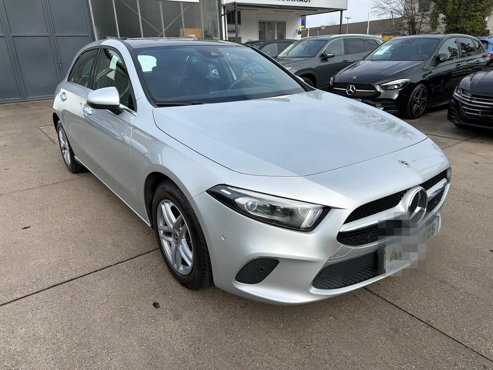 Mercedes-Benz A 200 CDI/1.Hd/AMBIENTE/NAVI/CAM/PANO/SHZ/LED foto 1