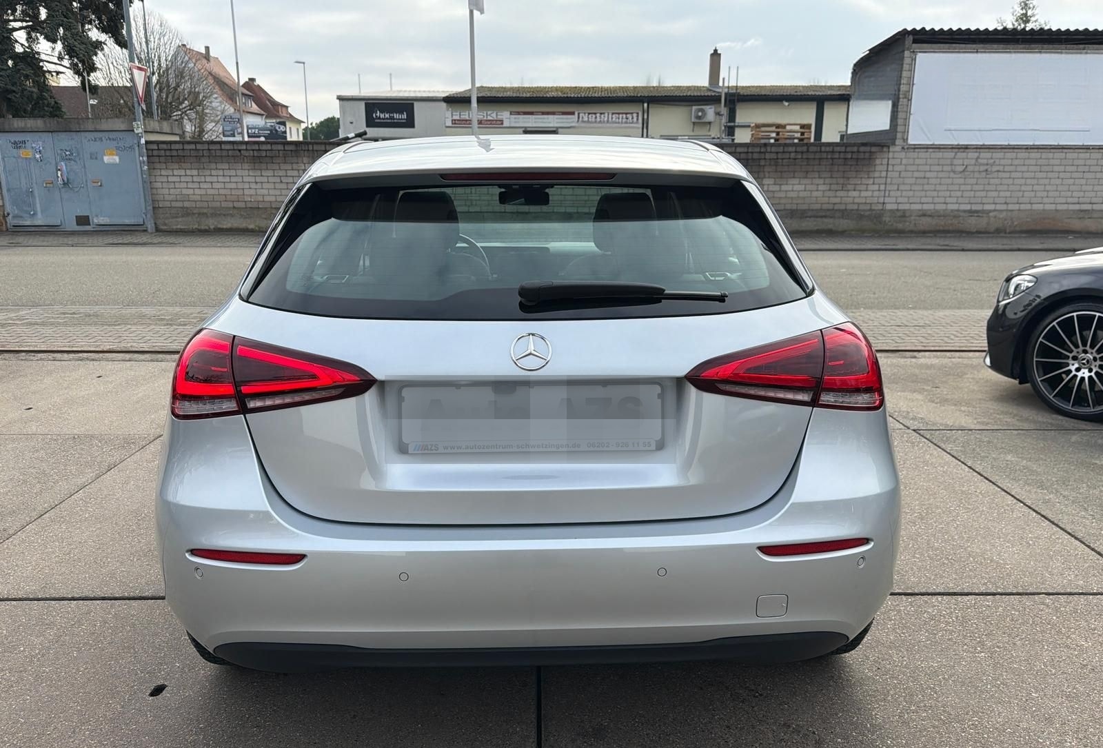 Mercedes-Benz A 200 CDI/1.Hd/AMBIENTE/NAVI/CAM/PANO/SHZ/LED foto 5