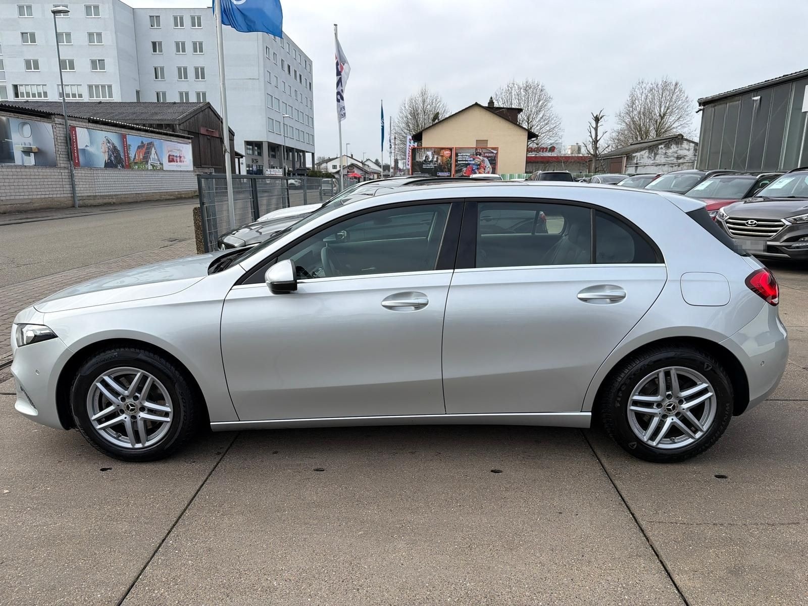 Mercedes-Benz A 200 CDI/1.Hd/AMBIENTE/NAVI/CAM/PANO/SHZ/LED foto 8