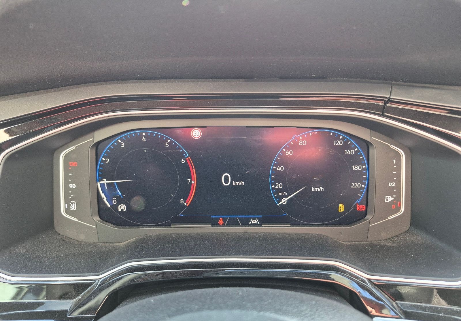 Volkswagen Taigo R-Line LED digt Cockpit Panorama foto 12