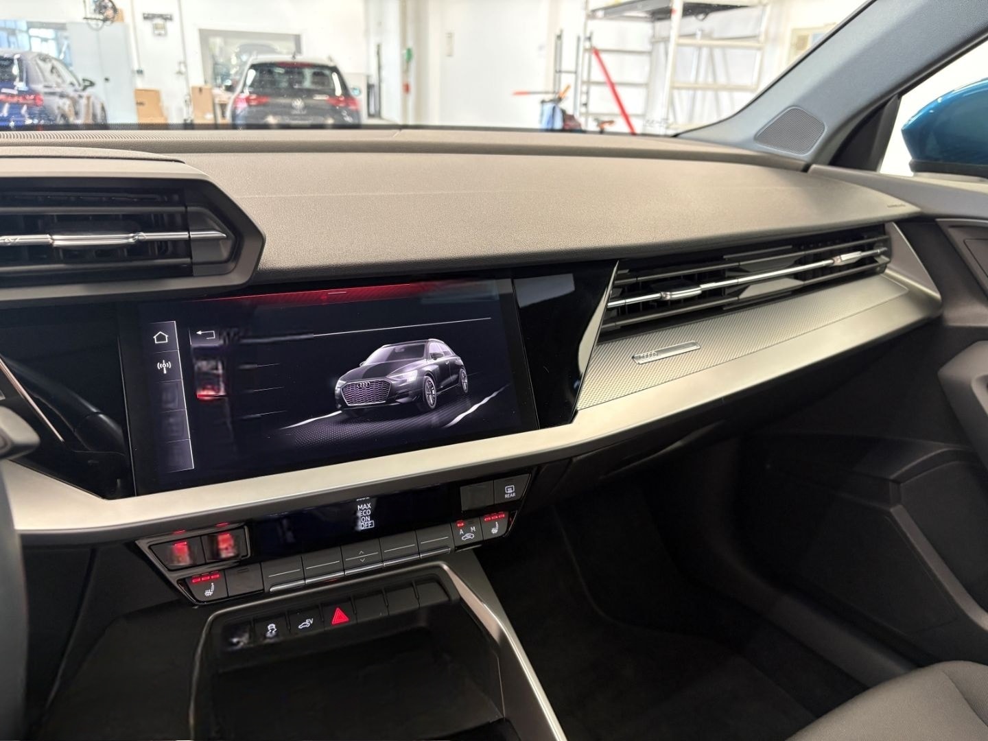 Audi A3 Sportback 40 TFSI e S tronic LED 18 PDC GRA foto 11