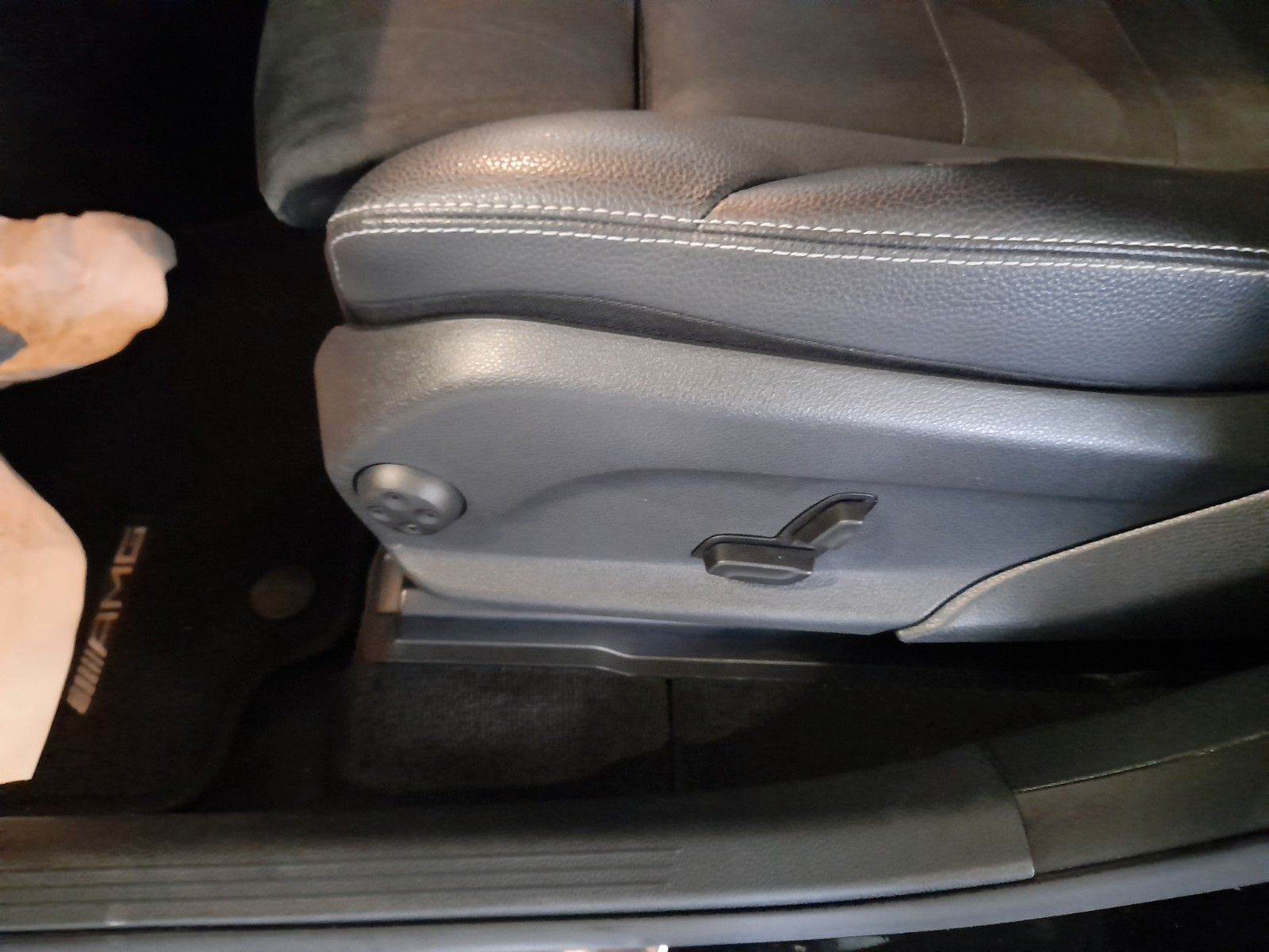 Mercedes-Benz GLC 250 4Matic AMG Line foto 10