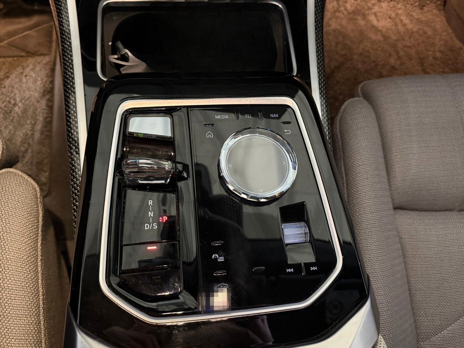 BMW 750e xDrive EXEC.LOUNGE*FOND ENTERT*voll foto 18