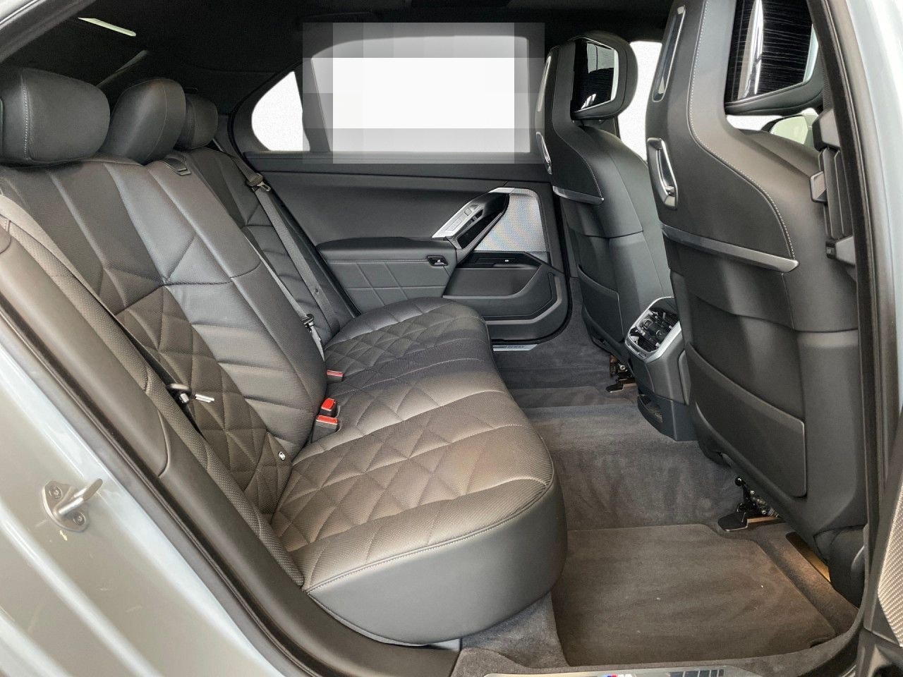 BMW 740d xDr M SPORT FondEnt,AHK,SkyL,StHz,360,DAPro foto 10