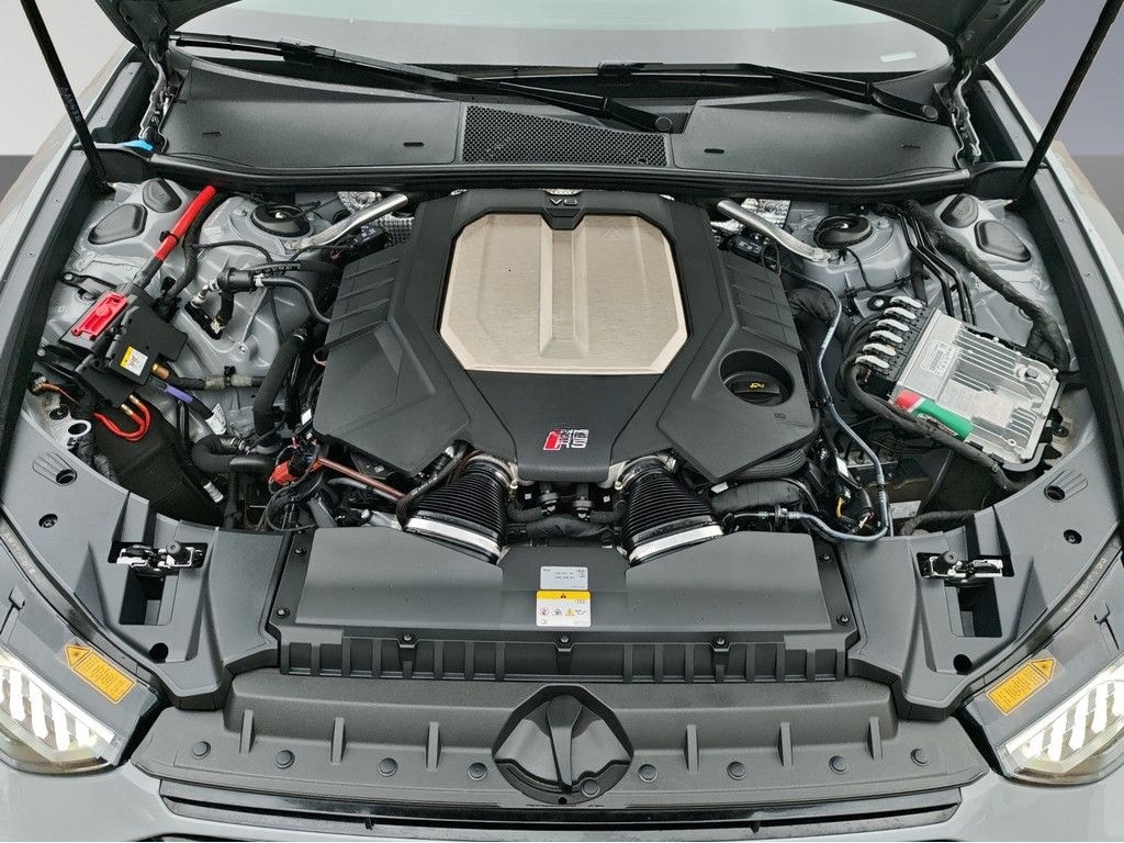 Audi RS6 Avant 4.0 TFSI quattro foto 19