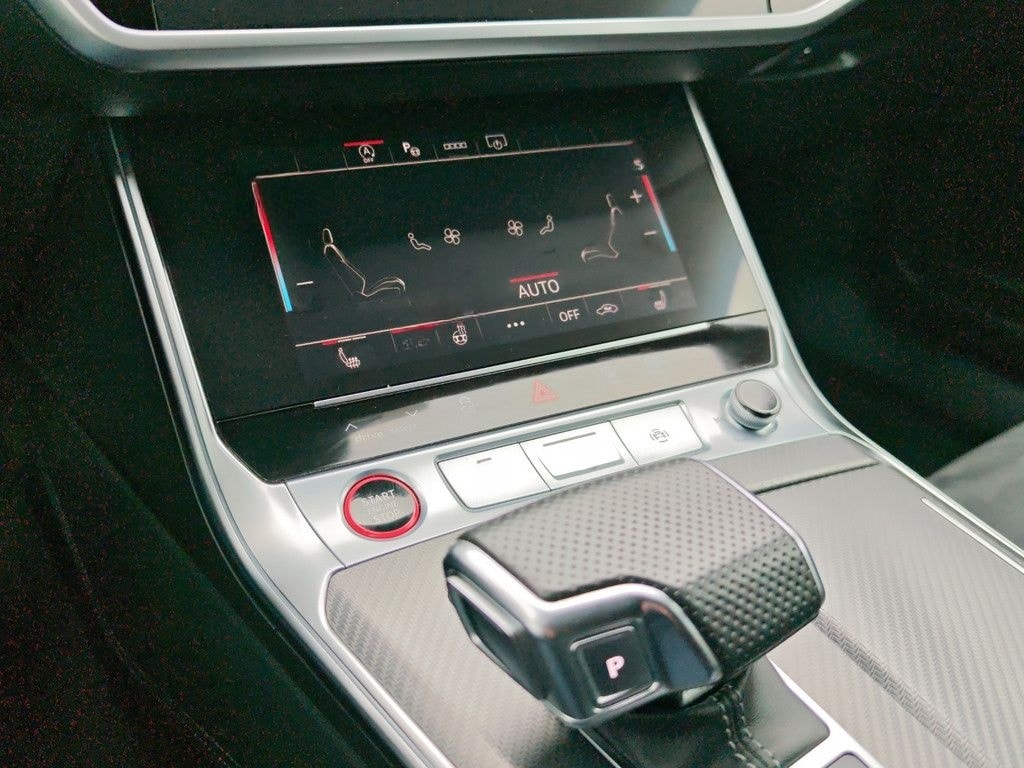 Audi RS6 Avant 4.0 TFSI quattro foto 20