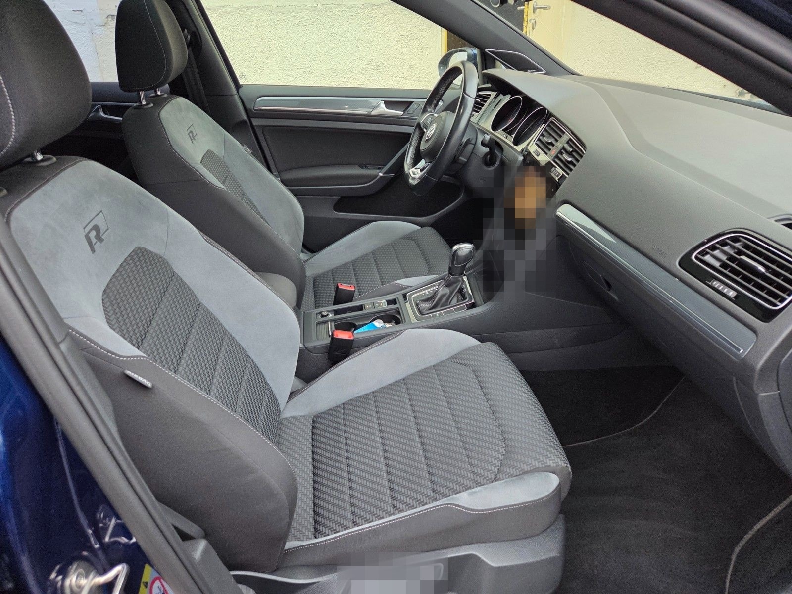 Volkswagen Golf VII Lim. R-Line-DSG-Kamera-Navi-Matrix-LED foto 13