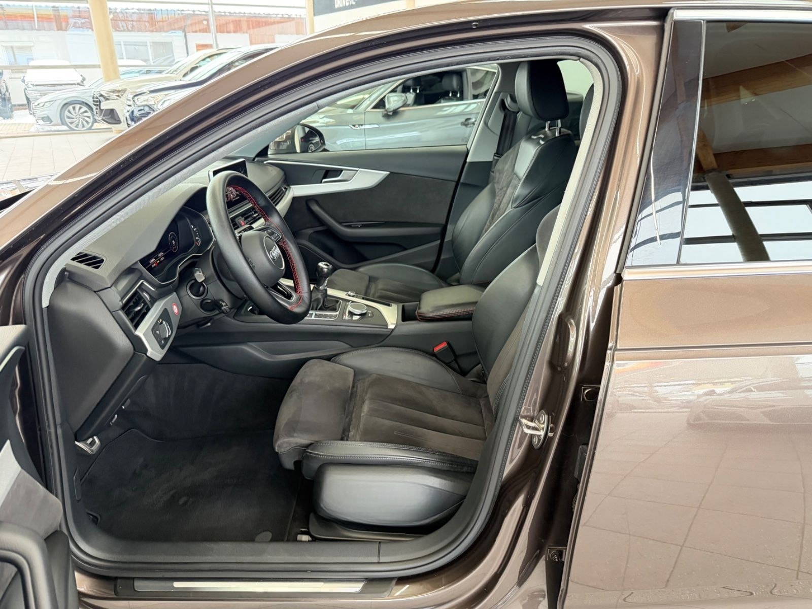 Audi A4 Lim. 2.0TDI sport Virtual LED foto 14