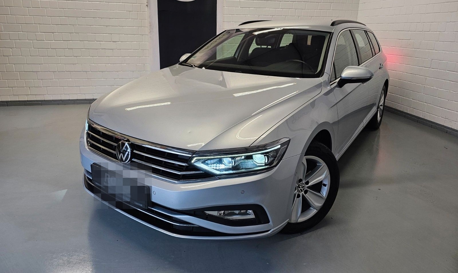 Volkswagen Passat Variant Business 2.0 TDI 4Motion + ACC/VC foto 1