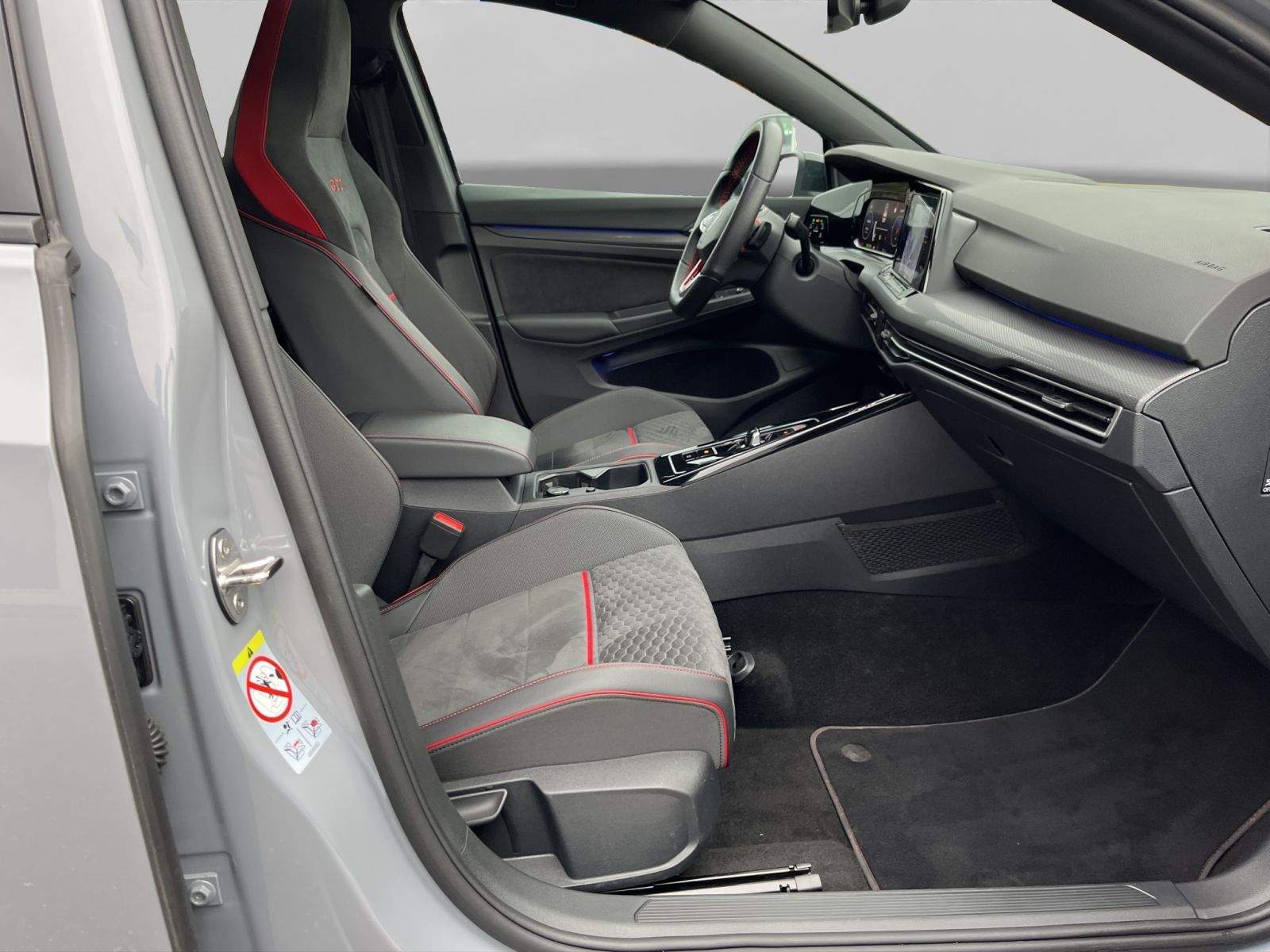 Volkswagen Golf VIII GTI Clubsport DSG Pano+LED+ACC+Kamera+ foto 21