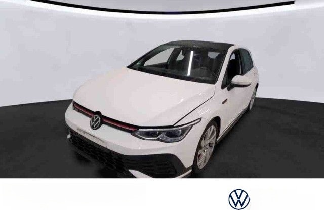 Volkswagen Golf VIII GTI CLUBSPORT 2.0 TSI AKRA KAM H&K LED foto 1